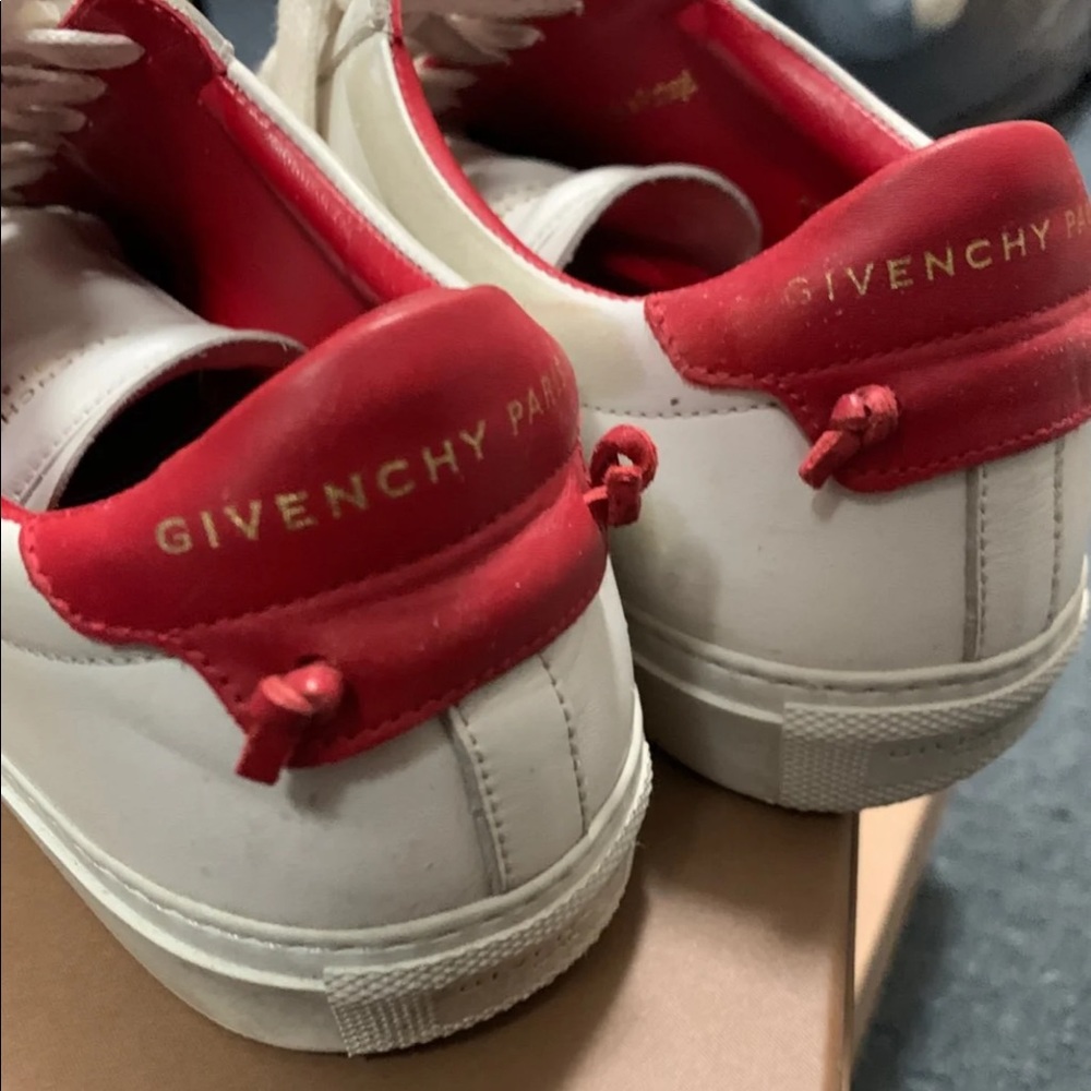 Givenchy Sneaker❤️ - Picture 3 of 4